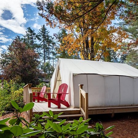 Lodge At Schroon Lake Bagian luar foto
