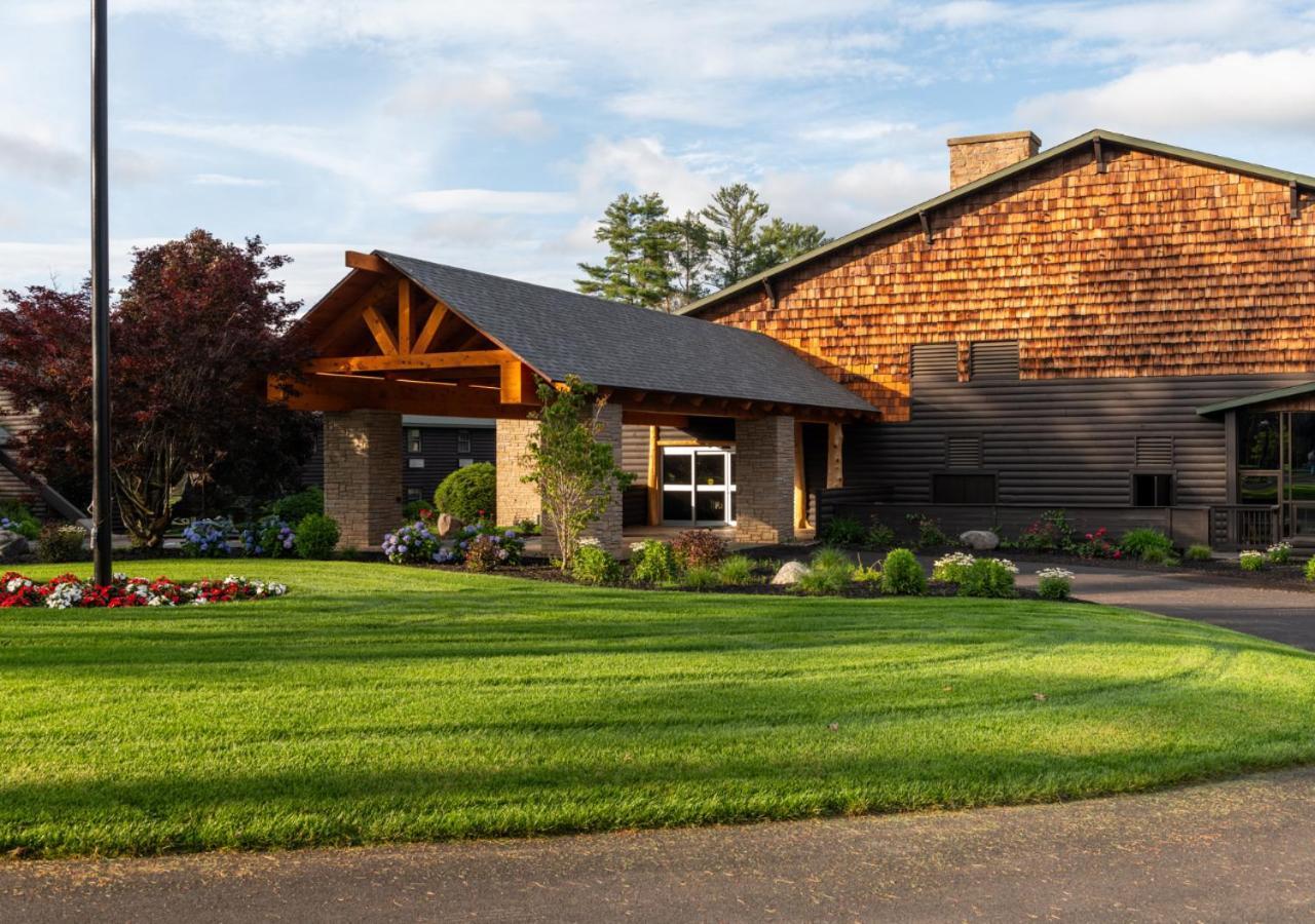 Lodge At Schroon Lake Bagian luar foto