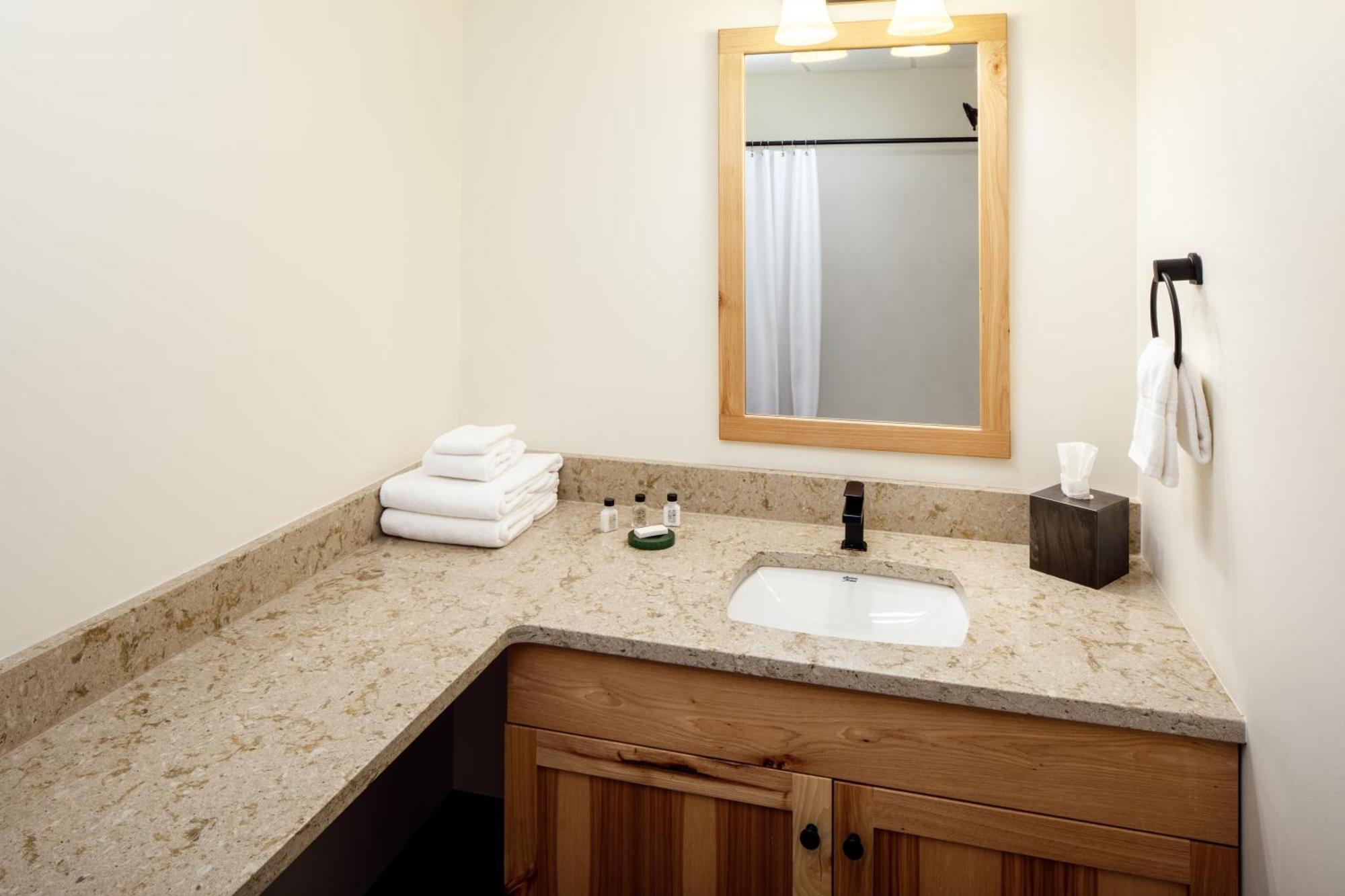 Lodge At Schroon Lake Bagian luar foto